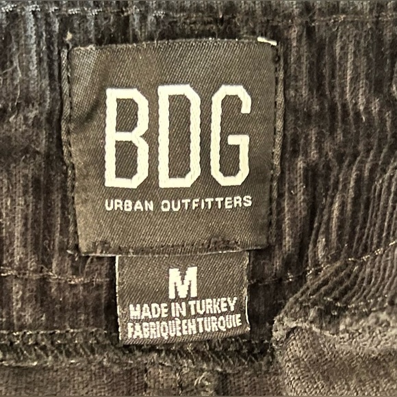 BDG Urban Outfitters black corduroy button front mini skirt medium EUC - Picture 7 of 8